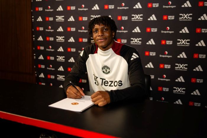 Transfer Resmi: Manchester United Rekrut Winger Muda Brasil