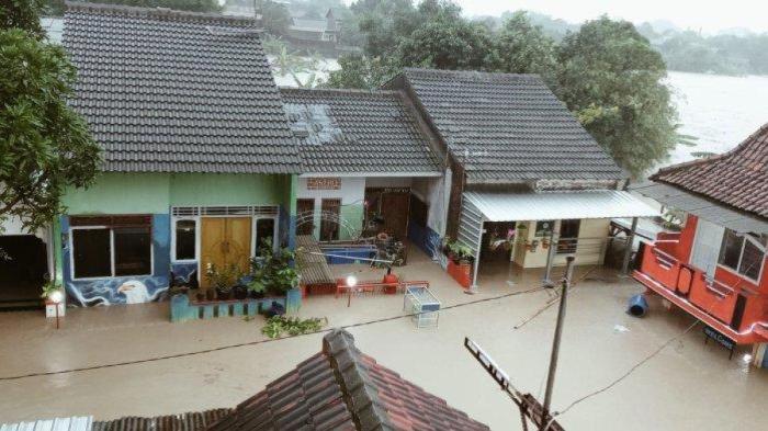 Banjir Melanda Kota Semarang, Aktivitas Warga Terganggu