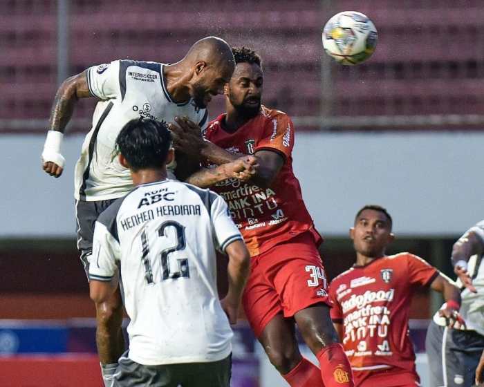 Persib Bandung Tak Terkalahkan di 5 Laga Terakhir