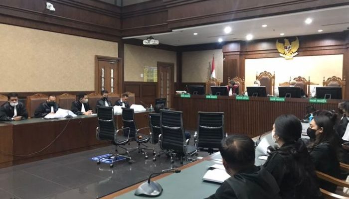 Pengadilan Negeri Jakarta Timur Gelar Sidang Kasus Penipuan Online
