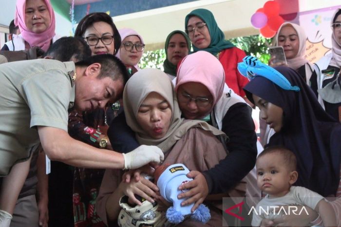 Pemerintah Resmi Distribusikan Vaksin Pneumonia Gratis