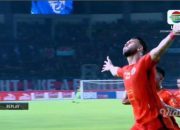 Duel Panas Persib vs Persija: Siapa Lebih Unggul?