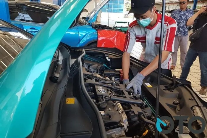 Berapa Biaya Perawatan Mobil Listrik Dibandingkan Mobil Bensin?