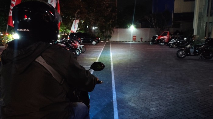 Tips Aman Berkendara di Malam Hari