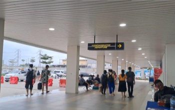 Pelabuhan Merak Ramai Wisatawan Menjelang Libur Panjang