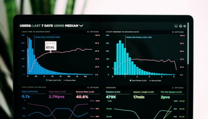 Bisnis Berbasis Data Bagaimana Cara Menggunakannya untuk Keuntungan?