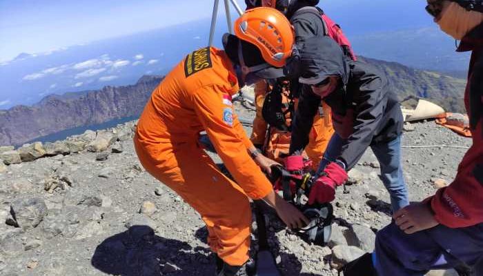 Netizen Brasil Ramai-ramai Desak Evakuasi Juliana dari Rinjani