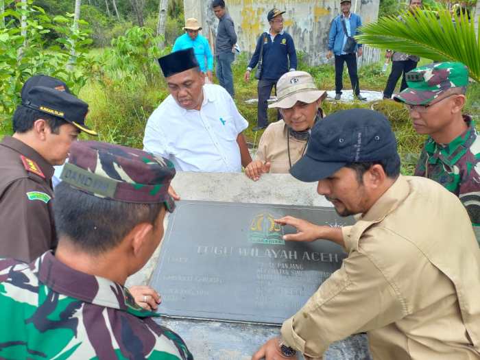Kunjungi Pulau Sengketa, Tim Kemendagri Akui Keberadaan Monumen di ... Sengketa Pulau di Perbatasan Picu Ketidakpuasan di Aceh