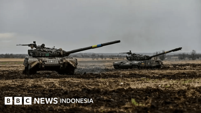 Ukraina serang balik Rusia di beberapa wilayah perang - 'sekarang waktu ... Dunia Menyala! Rusia, China, dan Korut Diprediksi Bereaksi atas Serangan AS