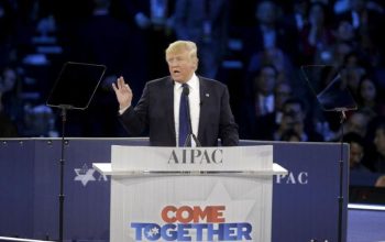 Trump Desak Rusia Akhiri Perang di Ukraina, Ancam Berikan Sanksi