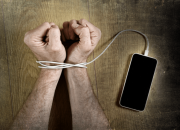 Ini 3 Kepribadian yang Sering Tak Bisa Lepas dari Gadget