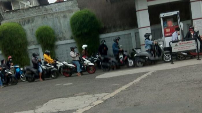 BBM Langka di Kotamobagu, Warga Panik dan Harga Melonjak Tajam! - PR BMR Info Properti: Lahan Perkotaan Kian Langka, Harga Melonjak