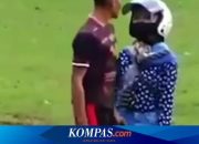 Momen Lucu Pemain Bola di Tengah Pertandingan yang Menghibur