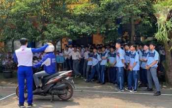 Edukasi Berkendara Motor untuk Pelajar