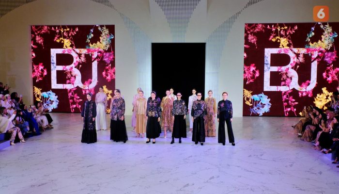 3 Berita Terbaru: Buttonscarves dan Benang Jarum Hadirkan Estetika Gurun Pasir di Fashion Nation 2025