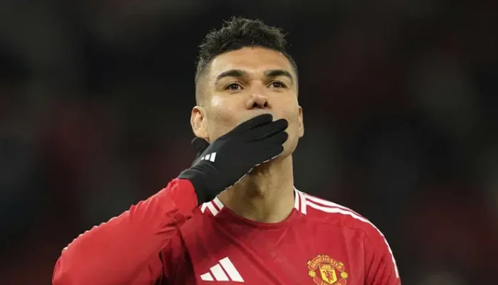 Evaluasi Casemiro Pasca Insiden Kartu Merah oleh Ruben Amorim