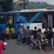 Tabrakan Transjakarta dengan Kios dan Rumah di Cakung Mengakibatkan 6 Orang Terluka