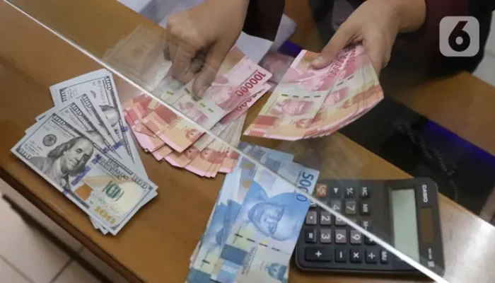 Rupiah Melemah terhadap Dolar AS akibat Sentimen Terkini
