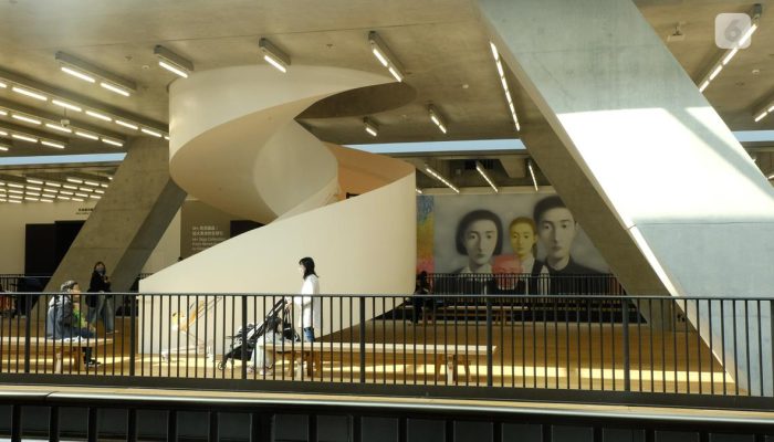 3 Berita Teratas Hari Ini: Bandara Hong Kong Sediakan Tur Kota Gratis untuk Penumpang Transit