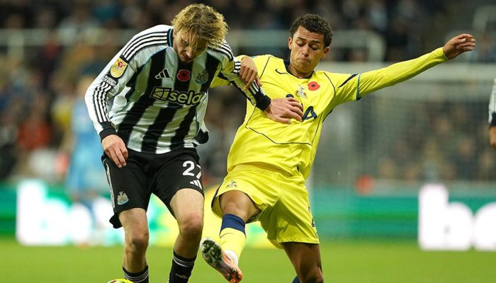 Dua Gol Tanpa Balas Pastikan Langkah Tim ke Delapan Besar