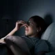 Bangun Malam Lalu Tak Bisa Tidur? Waspadai Risiko Insomnia!