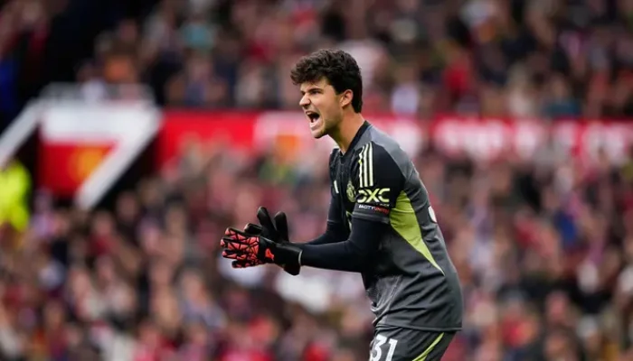 Senne Lammens Terkejut Bergabung dengan Manchester United, Apa Alasannya?