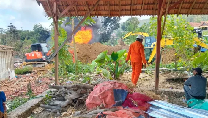 Kementerian ESDM Akan Verifikasi Tiga Puluh Empat Ribu Sumur Minyak Rakyat