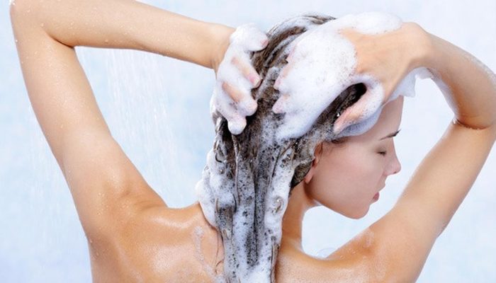 Tips Ahli untuk Kebiasaan Keramas Setiap Hari agar Rambut Tetap Sehat