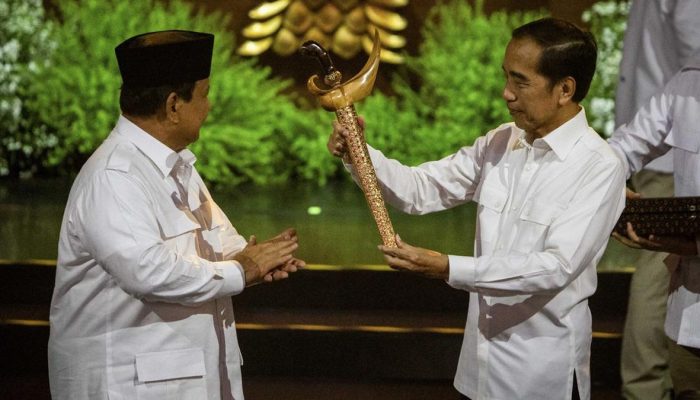 Masih Sibuk Mengatasi Pengaruh Jokowi