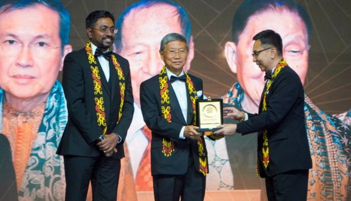 SD Darmono Memenangkan Tropi Spesial ‘The Legacy’ di Golden Property Awards 2025