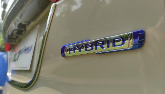 Persiapan Pelumas Khusus untuk Mobil Hybrid Meluncur Awal 2026