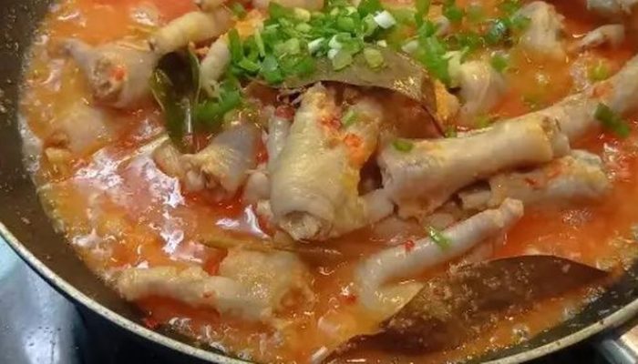 12 Tempat Makan Ceker Mercon Pedas di Malang Rekomendasi Kuliner 2025