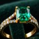 Pesona Cincin Tunangan Potongan Zamrud, Simbol Kemewahan Klasik dan Elegan