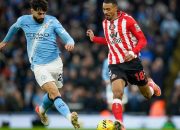 Demi Menjaga Jarak dari Arsenal