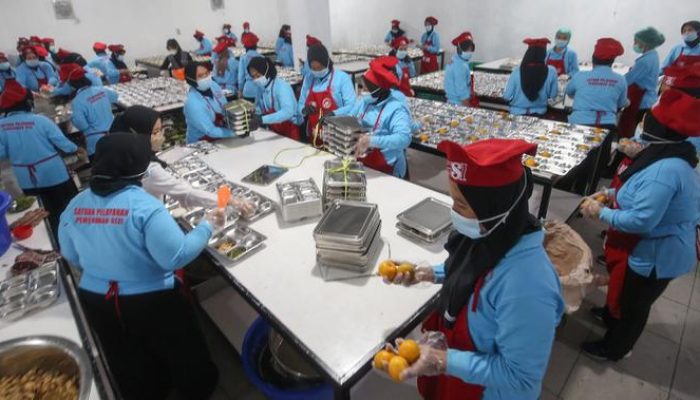 Evaluasi Program MBG Setahun, Catatan Pengamat Kebijakan Kesehatan