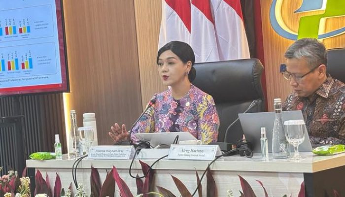 Friderica Widyasari Dewi Menjadi Ketua dan Wakil Ketua OJK, DPR: Pengawasan Pasar Normal