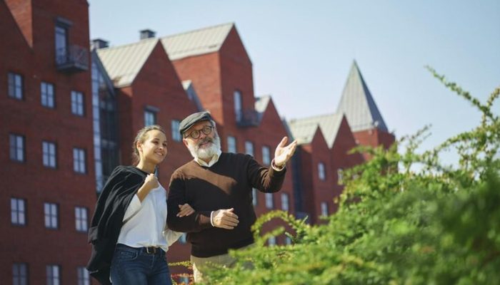 Biaya Pendidikan Luar Negeri Meningkat di Tengah Pelemahan Mata Uang