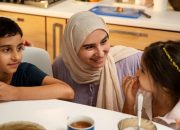 Tips Puasa Ramadan untuk Anak agar Menyenangkan dan Nyaman tanpa Jenuh