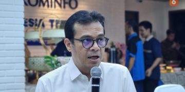 Menolak Diktat Algoritma, Wamenkomdigi Peringatkan Bahaya Pengaturan Media Sosial