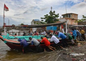 Nelayan Pertama dalam Sejarah Mendapatkan Perawatan