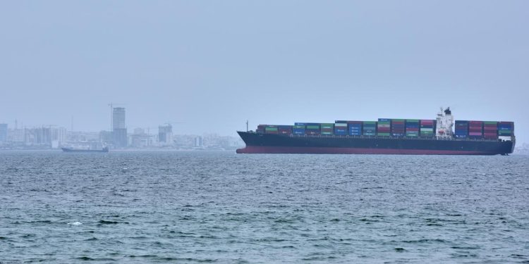 OPEC+ Bersiap Tingkatkan Produksi Minyak Meski Selat Hormuz Ditutup