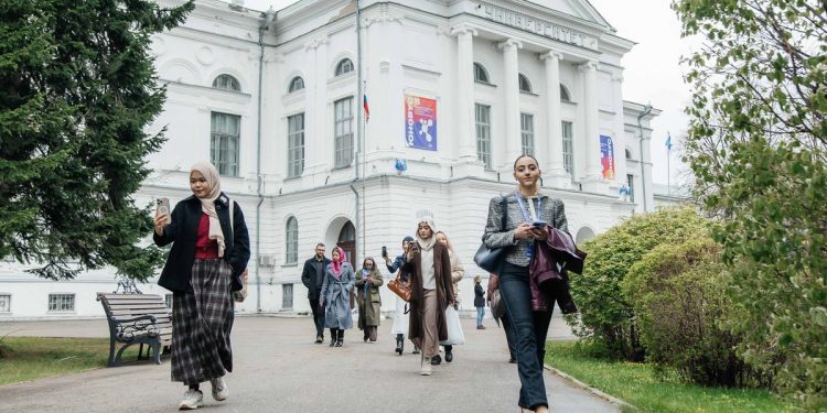 Kampus Kota Pendidikan Tomsk, dari Laboratorium Drone hingga Riset Reaktor Nuklir