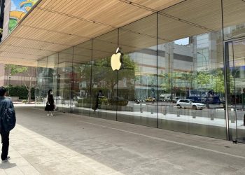 Lirik Intel dan Samsung Produksi Chip iPhone dan Mac Bisa Berubah