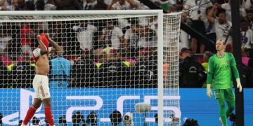 Arsenal Kalah Adu Penalti di Final Liga Champions, Kesedihan Gabriel Mirip Penalti John Terry