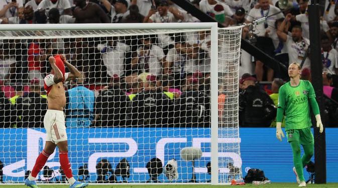 Arsenal Kalah Adu Penalti di Final Liga Champions, Kesedihan Gabriel Mirip Penalti John Terry