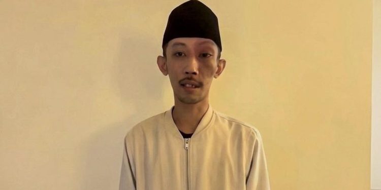 Anggota DPRD Jember Minta Maaf Setelah Viral Main Game dan Merokok Saat Rapat