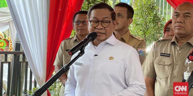 Dua Embung di Jaksel Diresmikan Pramono, Klaim Bisa Kurangi Banjir