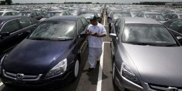 Mobil Terkenal Mengalami Kerugian Saat Fokus pada Mobil Listrik