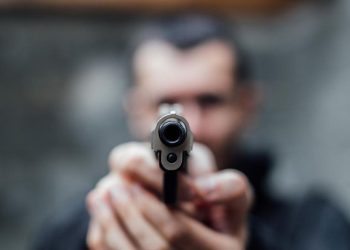 Polisi Ditembak di Kepala Saat Menangkap Pelaku Curanmor di Lampung