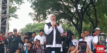 May Day Surabaya, Massa Buat 14 Kesepakatan dengan Gubernur Jawa Timur